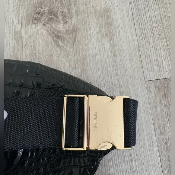 BRAHMIN BAG 🔥Black Croc Embossed Belt Bag - Picture 3 of 5